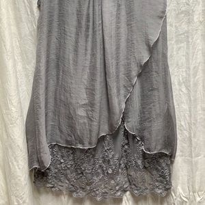 Simply Couture New Beautiful grey top!